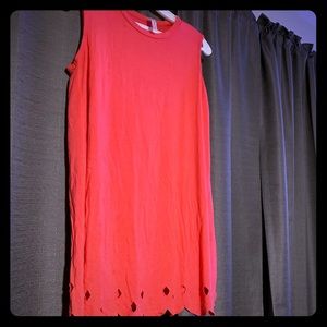 Boutique stretch cutout tank